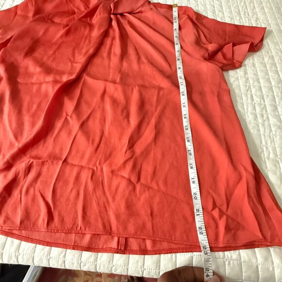 Ann Taylor Factory Womens Coral Short Sleeve Blouse With Tie Neck Size M 100% Po - Picture 8 of 9